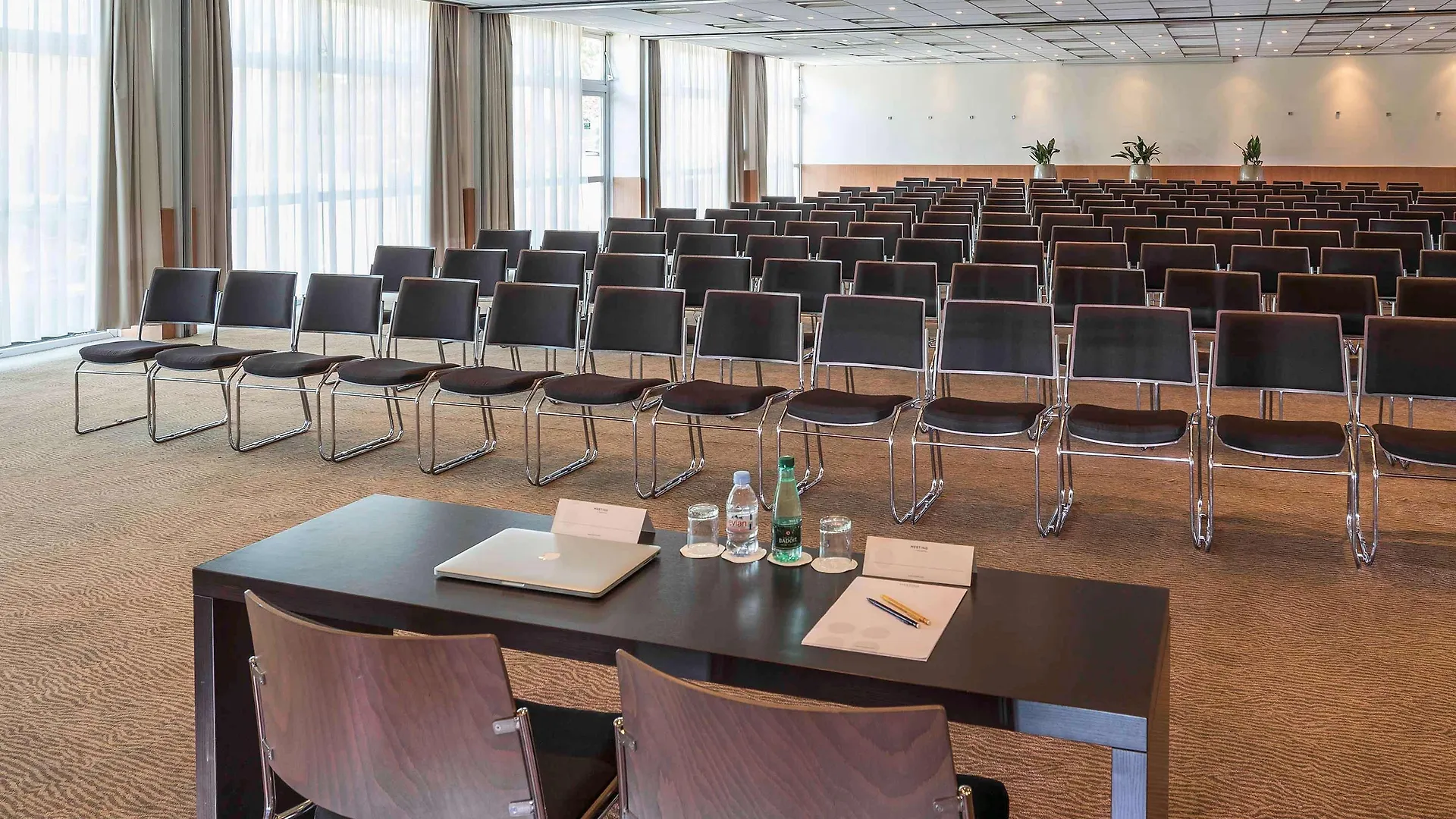 Novotel Paris Nord Expo Aulnay 4*, Aulnay-sous-Bois