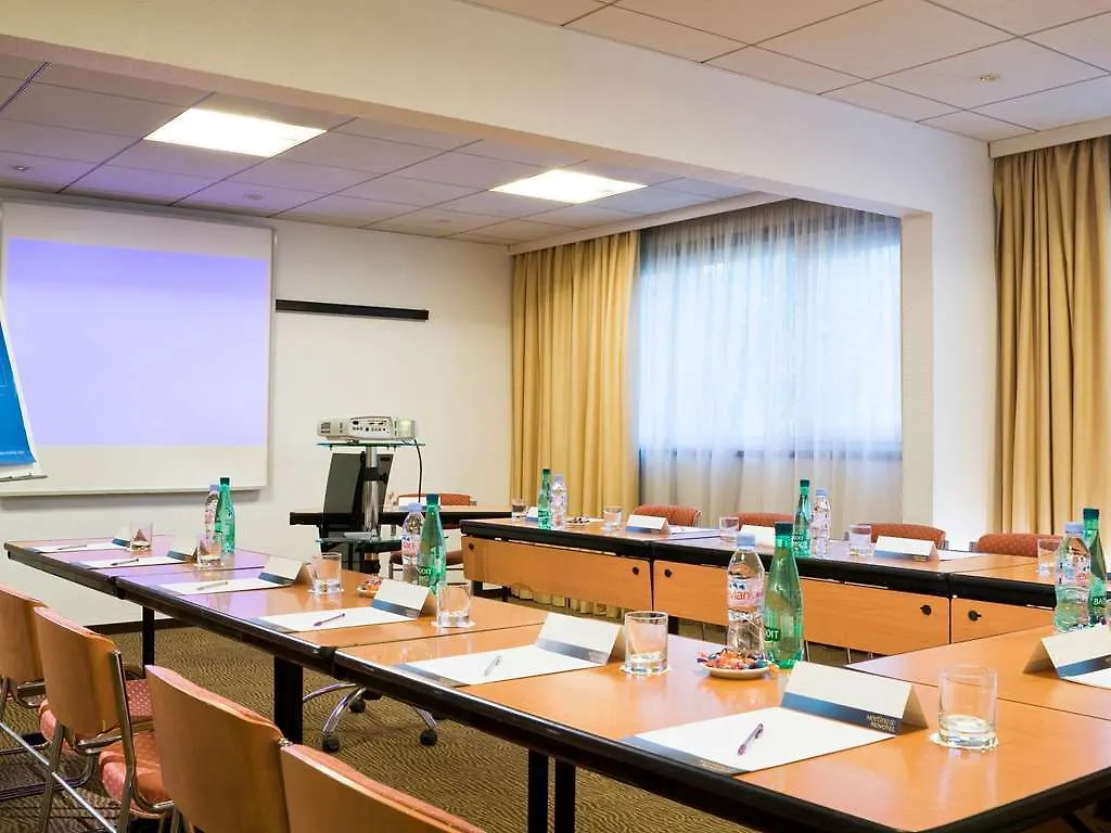 Novotel Paris Nord Expo Aulnay 4*, Aulnay-sous-Bois Frankrike